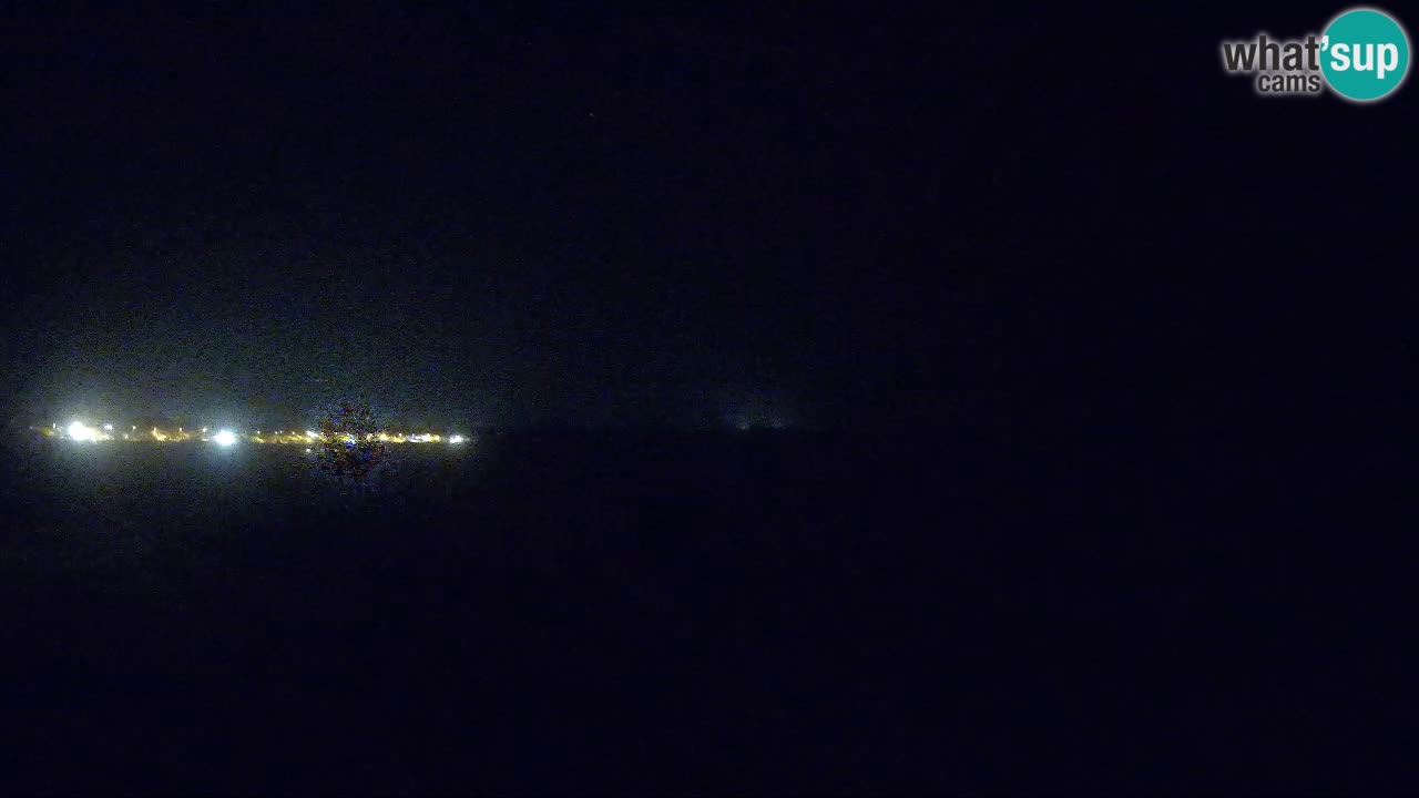 Spletna kamera v živo Plaža Putzu Idu – Arco di S’Architteddu – webcam Oristano Sardinija – Italija