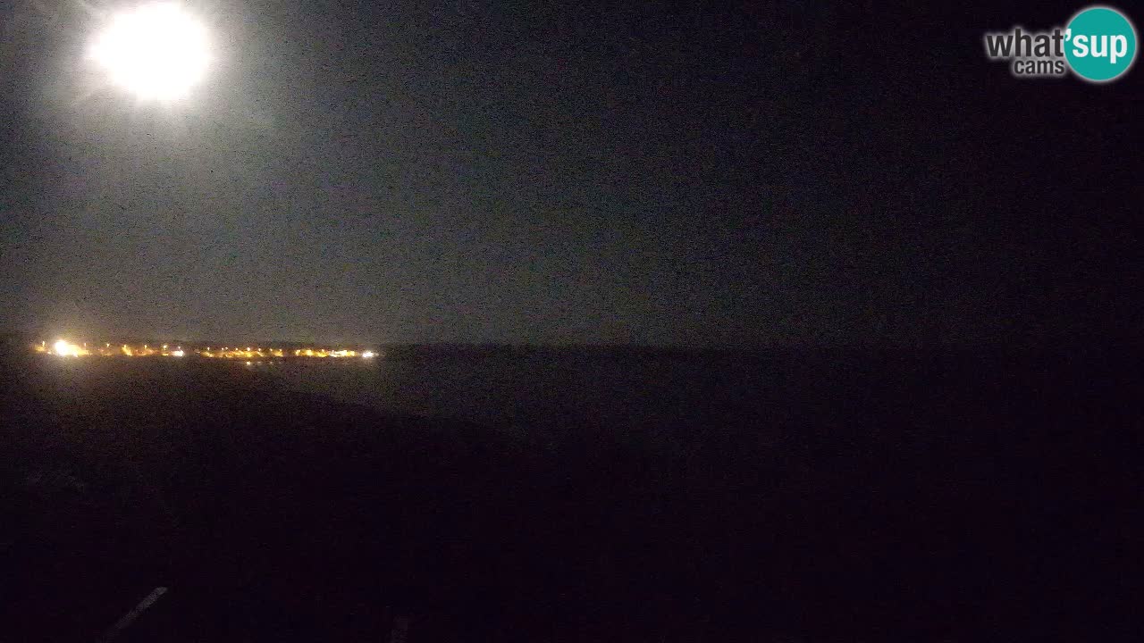 Spletna kamera v živo Plaža Putzu Idu – Arco di S’Architteddu – webcam Oristano Sardinija – Italija
