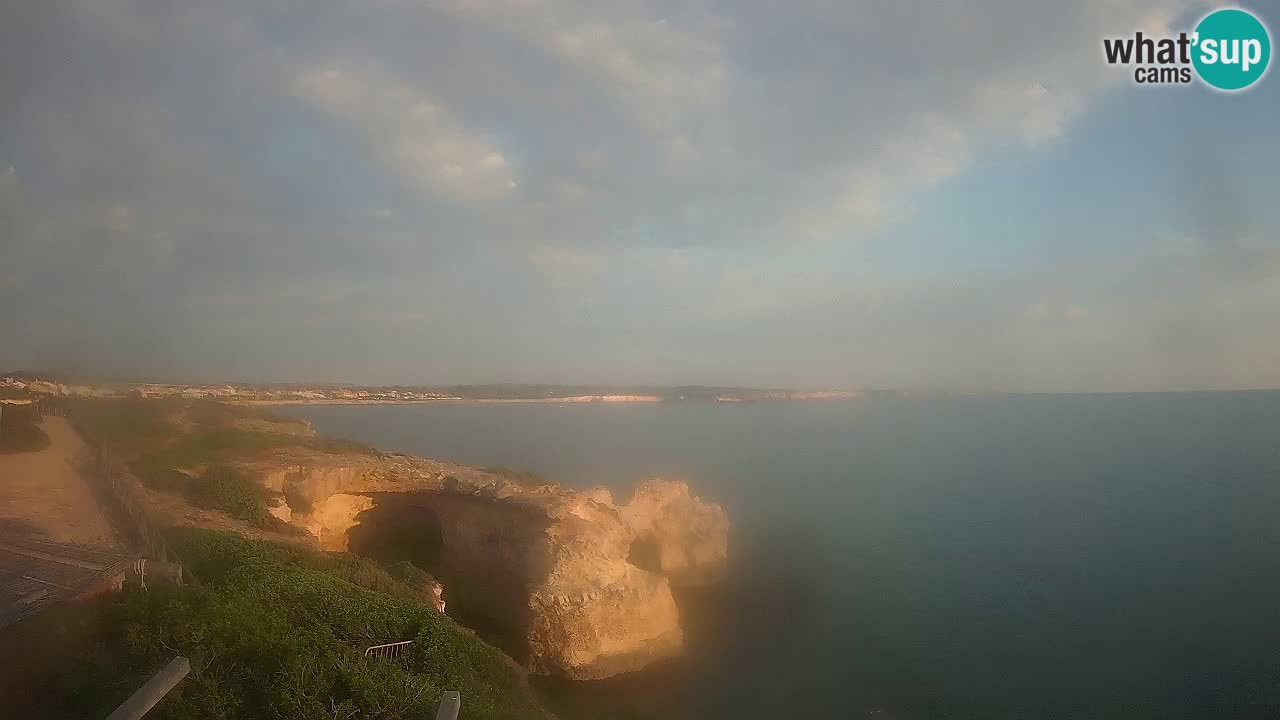 Web kamera uživo Plaža Putzu Idu – Arco di S’Architteddu – Oristano Sardinija – Italija