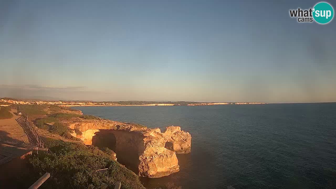 Live Webcam Putzu Idu beach – Arco di S’Architteddu – Oristano livecam Sardinia – Italy