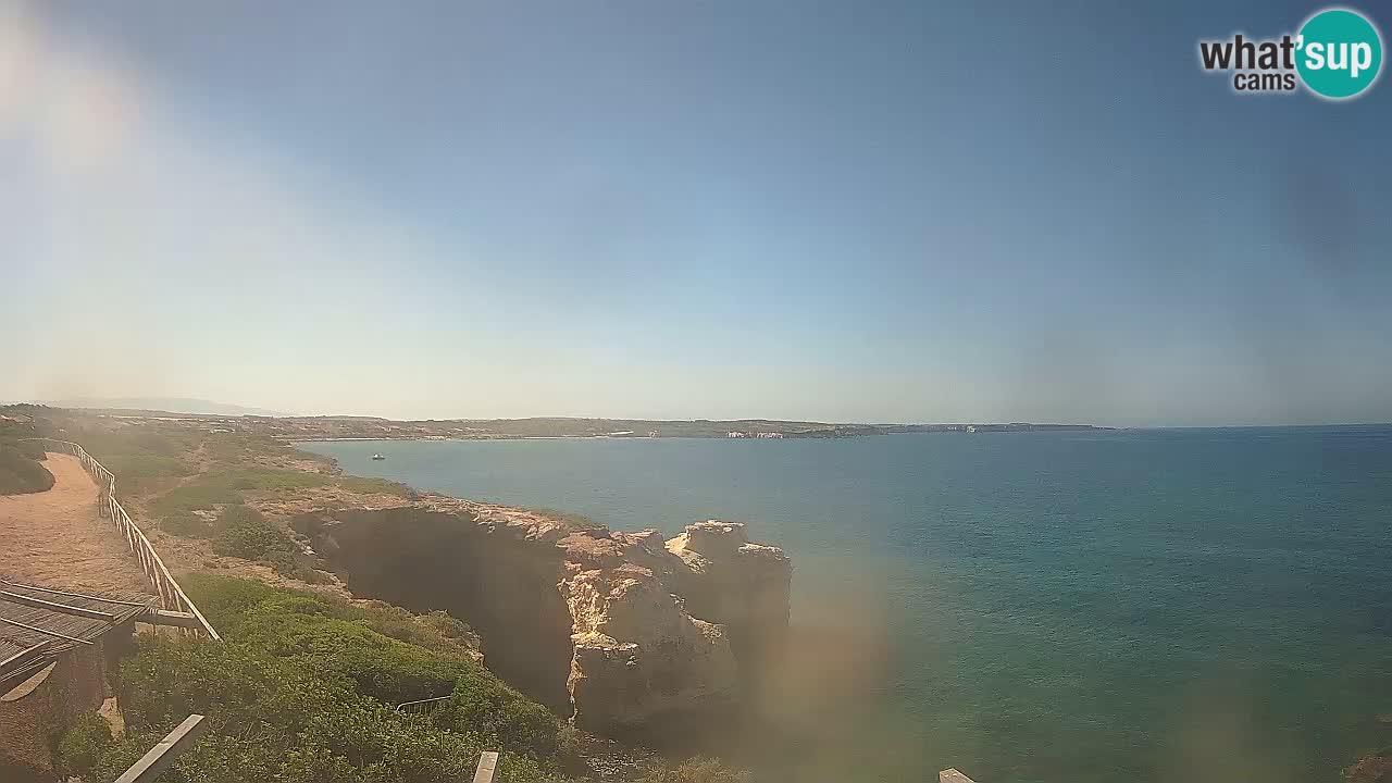 Spletna kamera v živo Plaža Putzu Idu – Arco di S’Architteddu – webcam Oristano Sardinija – Italija