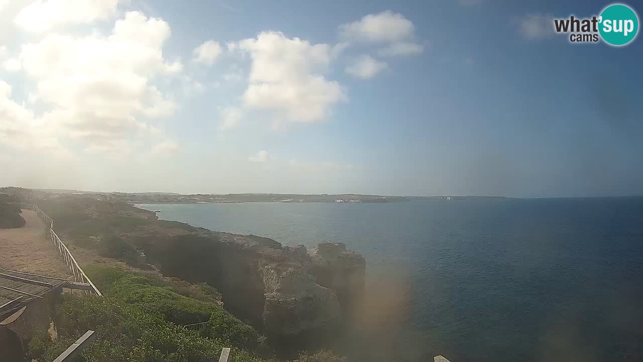 Spletna kamera v živo Plaža Putzu Idu – Arco di S’Architteddu – webcam Oristano Sardinija – Italija