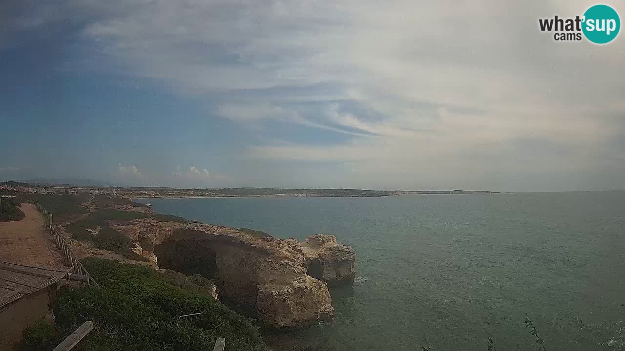 Spletna kamera v živo Plaža Putzu Idu – Arco di S’Architteddu – webcam Oristano Sardinija – Italija