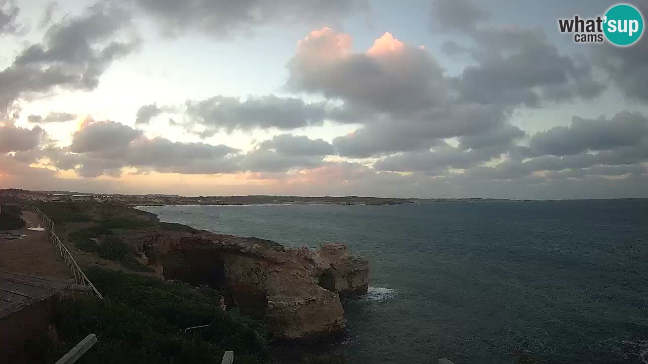 Web kamera uživo Plaža Putzu Idu – Arco di S’Architteddu – Oristano Sardinija – Italija