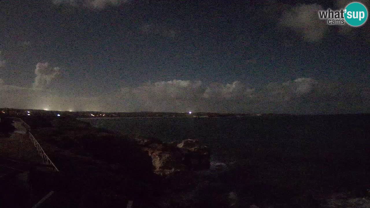 Live Webcam Putzu Idu beach – Arco di S’Architteddu – Oristano livecam Cerdeña – Italia