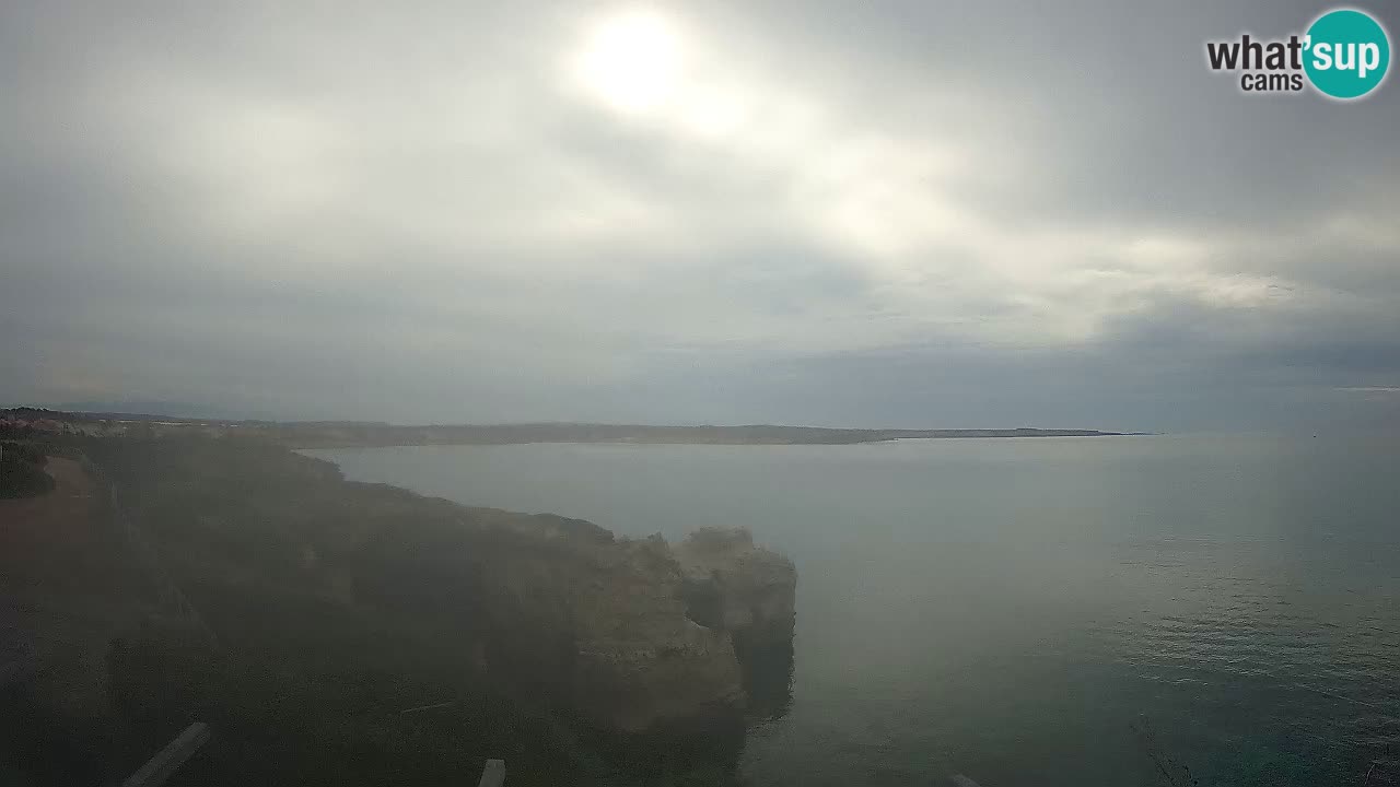 Spletna kamera v živo Plaža Putzu Idu – Arco di S’Architteddu – webcam Oristano Sardinija – Italija