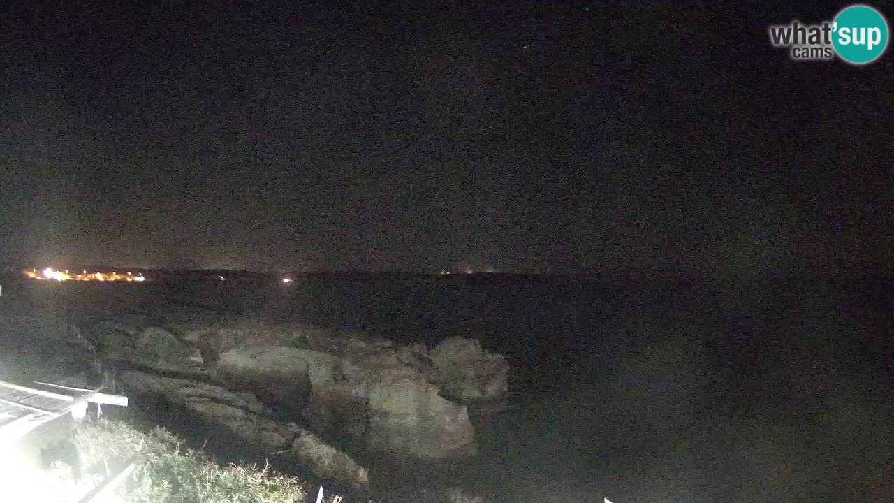 Live Webcam Putzu Idu beach – Arco di S’Architteddu – Oristano livecam Sardinia – Italy