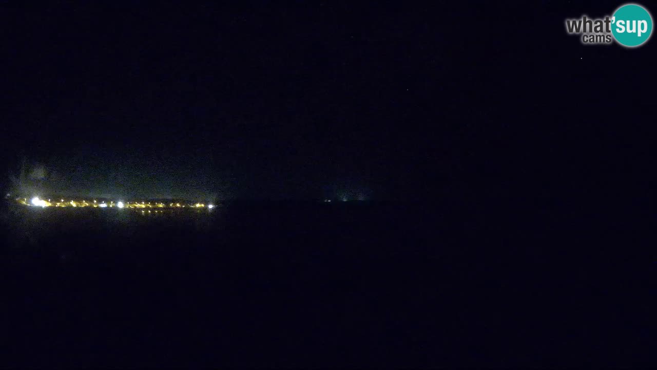 Spletna kamera v živo Plaža Putzu Idu – Arco di S’Architteddu – webcam Oristano Sardinija – Italija
