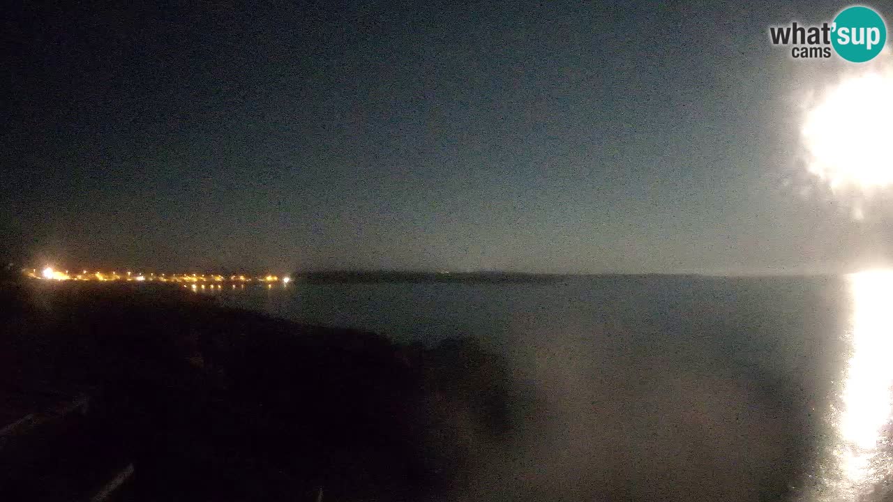 Spletna kamera v živo Plaža Putzu Idu – Arco di S’Architteddu – webcam Oristano Sardinija – Italija