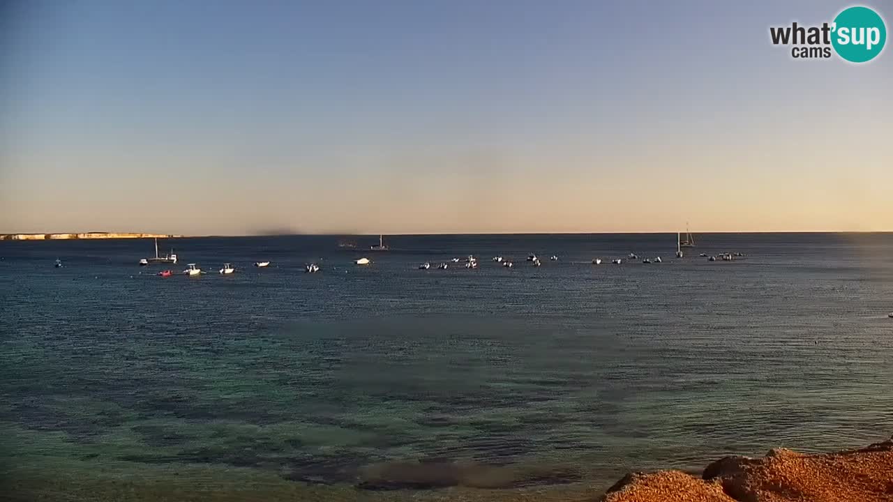 Spletna kamera Cala Saline – Plaža Putzu Idu | Sardinija