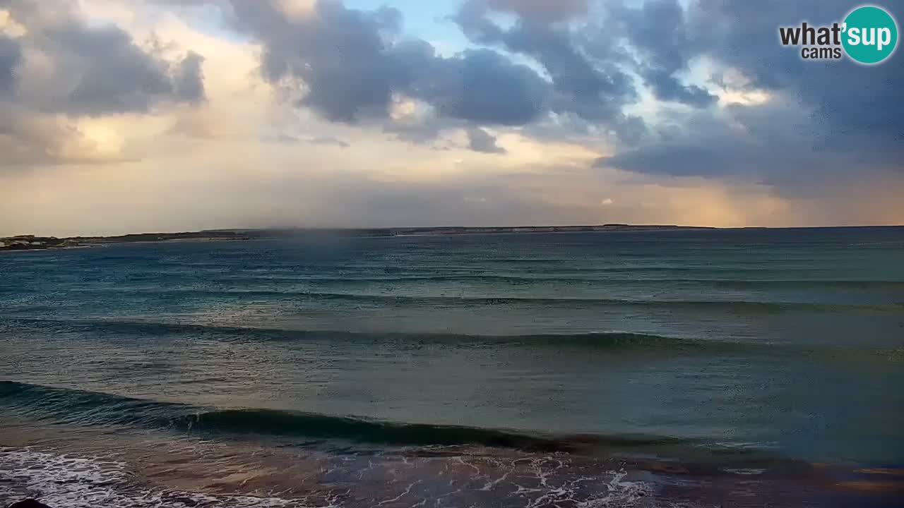 Spletna kamera Cala Saline – Plaža Putzu Idu | Sardinija