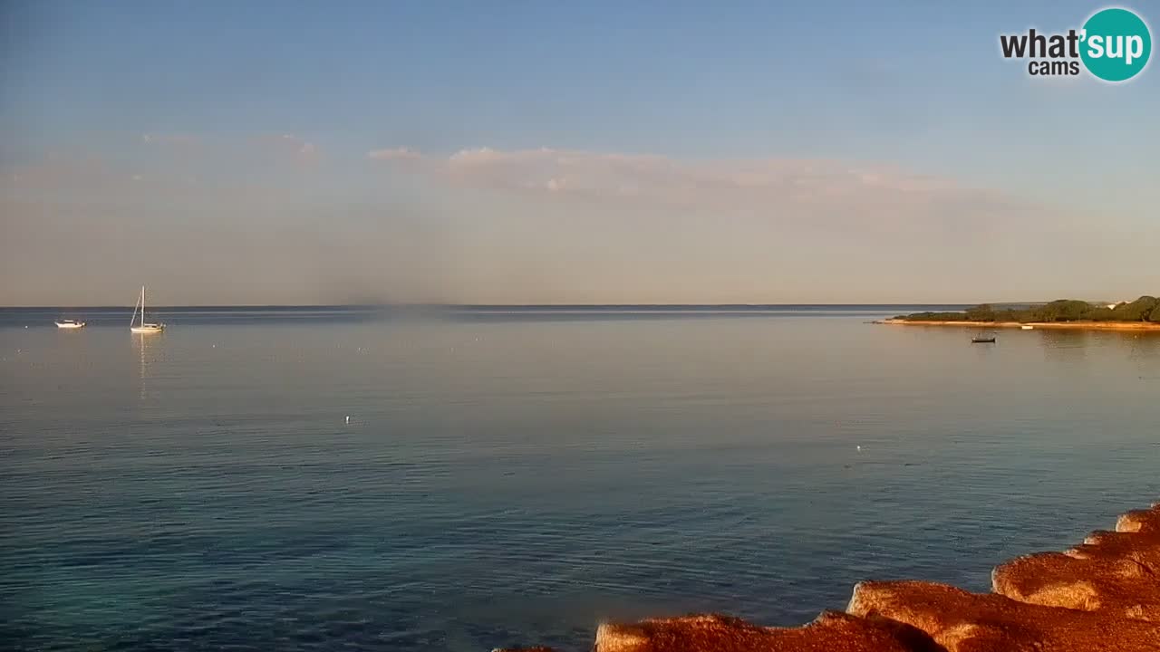 Spletna kamera Cala Saline – Plaža Putzu Idu | Sardinija