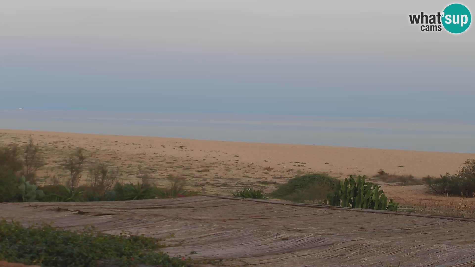 Spletna kamera Marina di Orosei – plaža v Sardiniji – Italija