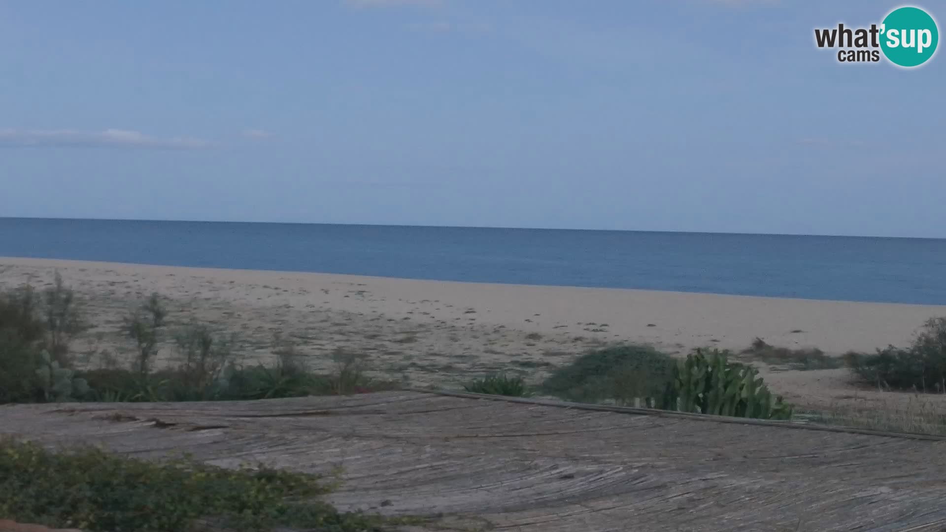 Spletna kamera Marina di Orosei – plaža v Sardiniji – Italija