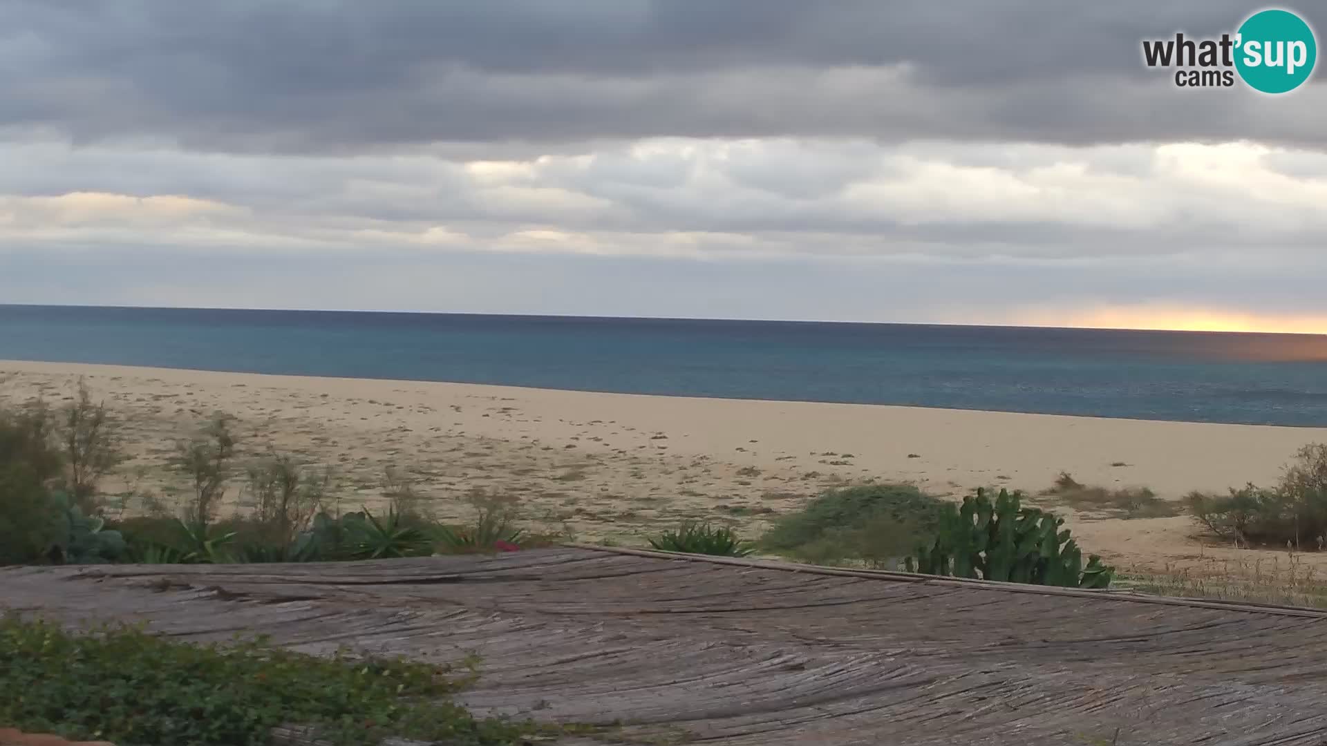 Camera en vivo Marina di Orosei – playa in Cerdeña – Italia