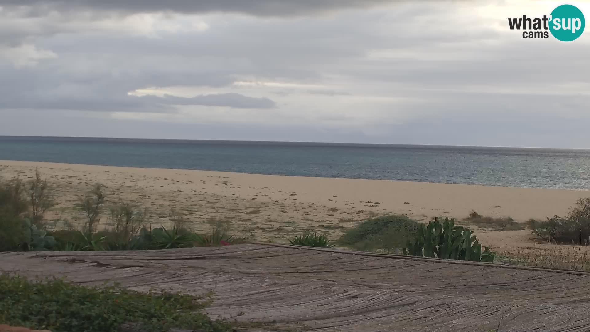 Web kamera Marina di Orosei – plaža u Sardiniji – Italija