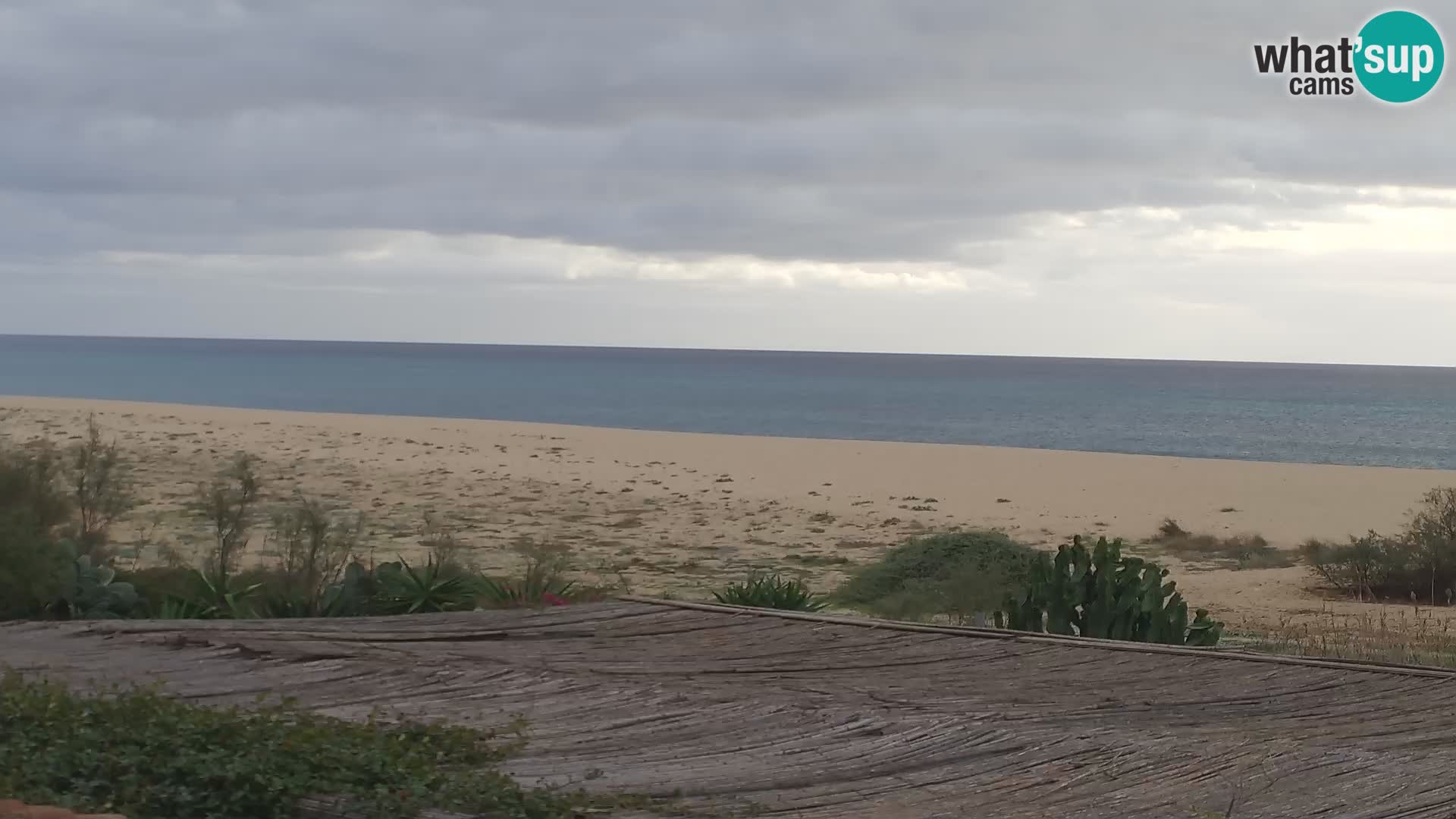 Web kamera Marina di Orosei – plaža u Sardiniji – Italija