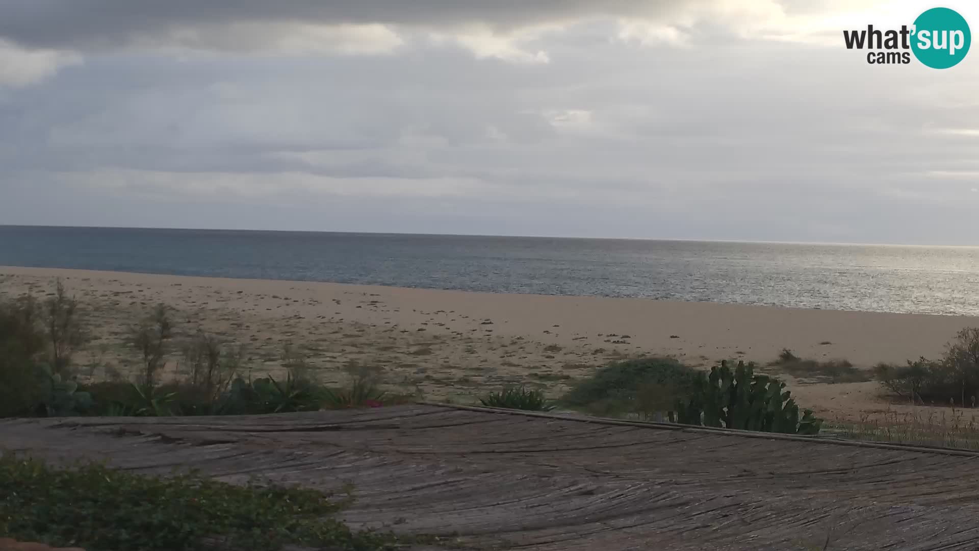 Web kamera Marina di Orosei – plaža u Sardiniji – Italija