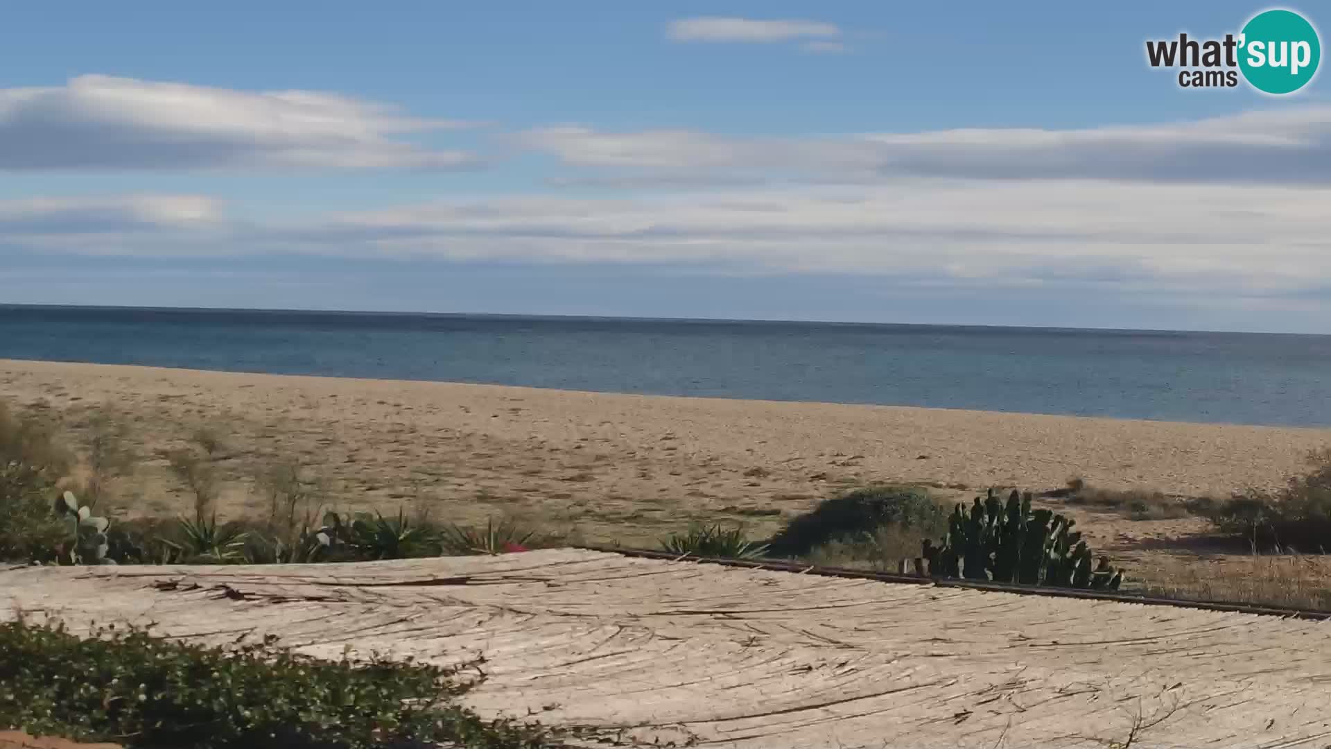 Web kamera Marina di Orosei – plaža u Sardiniji – Italija