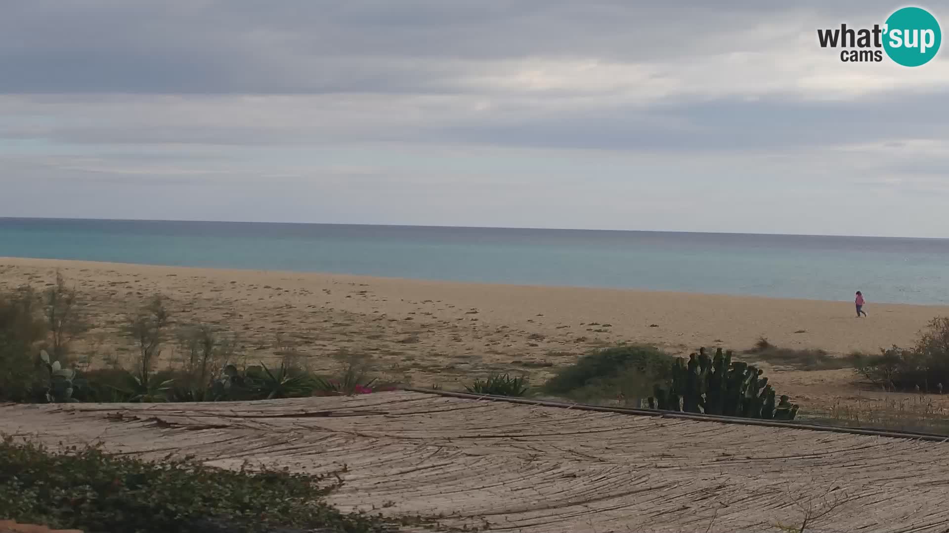 Spletna kamera Marina di Orosei – plaža v Sardiniji – Italija