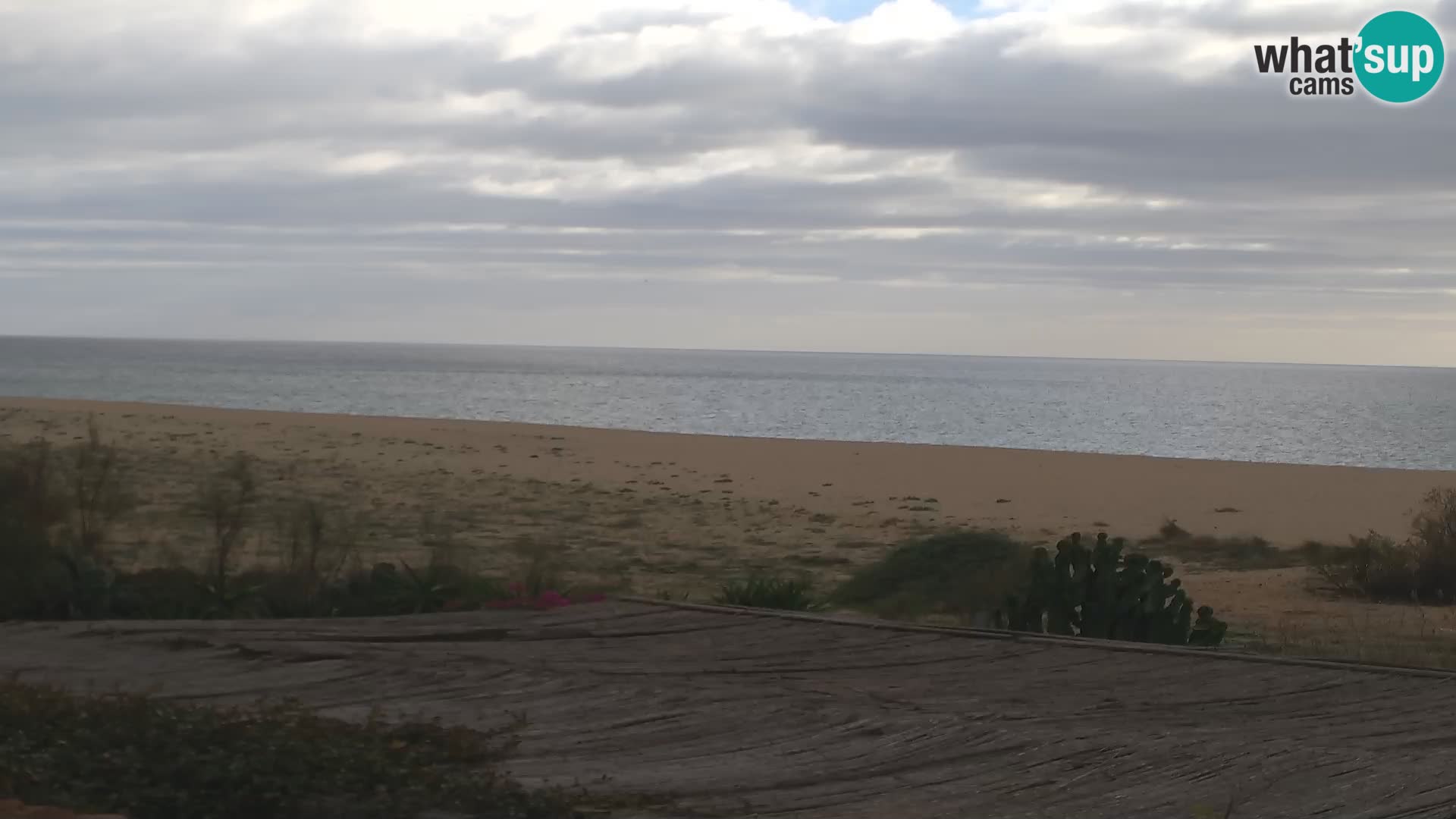 Spletna kamera Marina di Orosei – plaža v Sardiniji – Italija