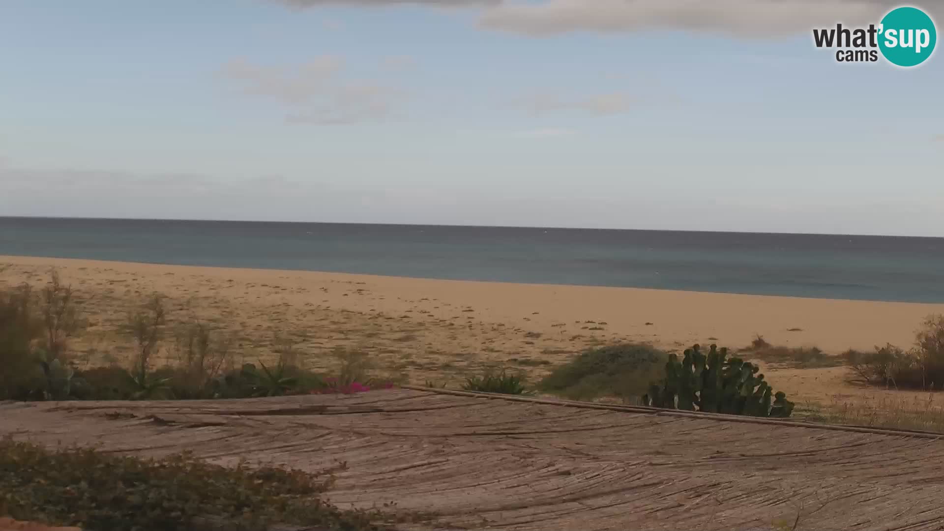 Web kamera Marina di Orosei – plaža u Sardiniji – Italija