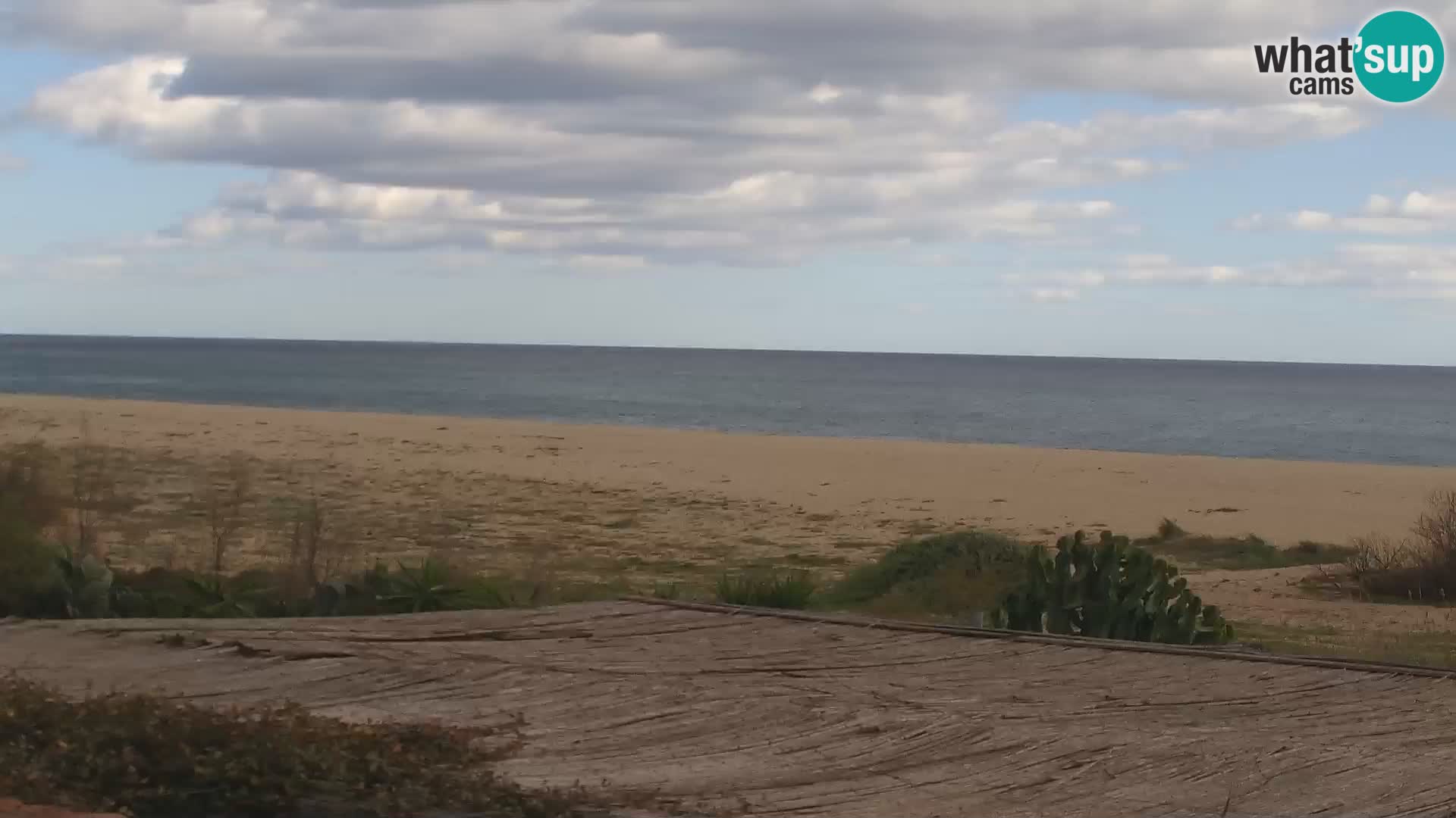 Spletna kamera Marina di Orosei – plaža v Sardiniji – Italija