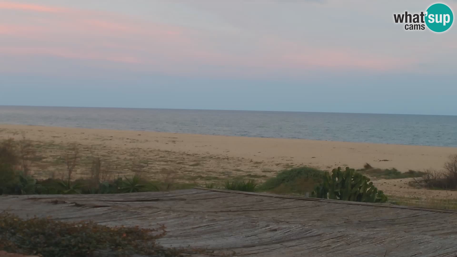 Spletna kamera Marina di Orosei – plaža v Sardiniji – Italija