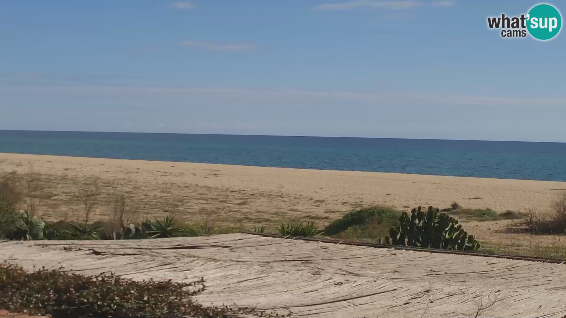 Spletna kamera Marina di Orosei – plaža v Sardiniji – Italija