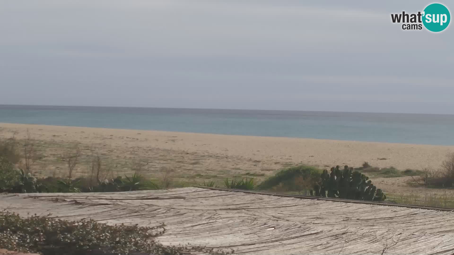 Spletna kamera Marina di Orosei – plaža v Sardiniji – Italija