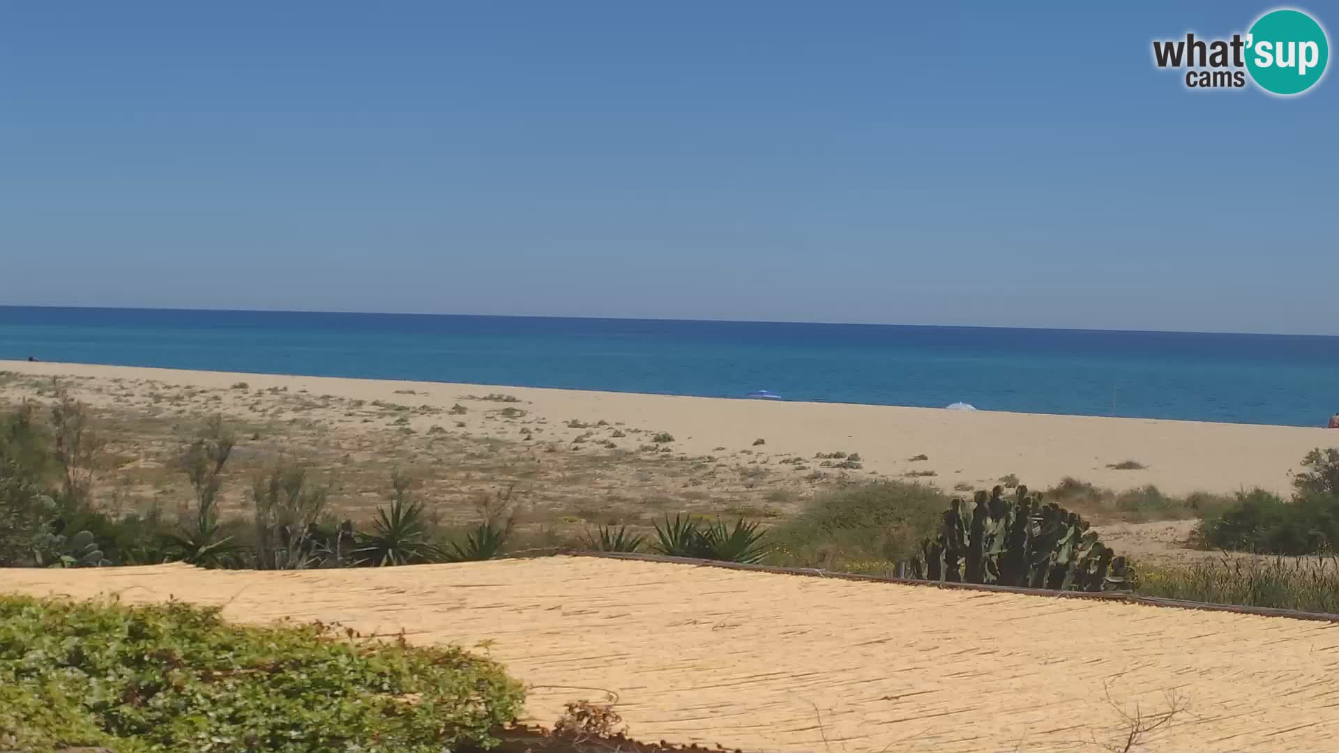 Spletna kamera Marina di Orosei – plaža v Sardiniji – Italija