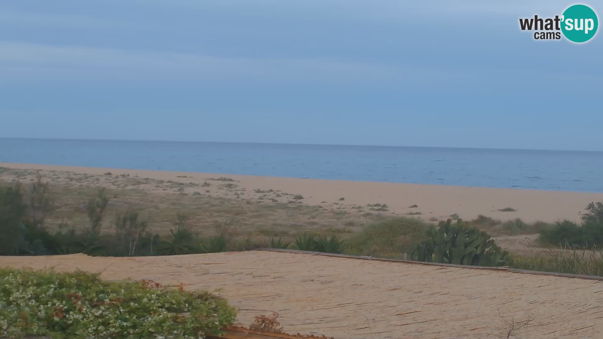 Spletna kamera Marina di Orosei – plaža v Sardiniji – Italija