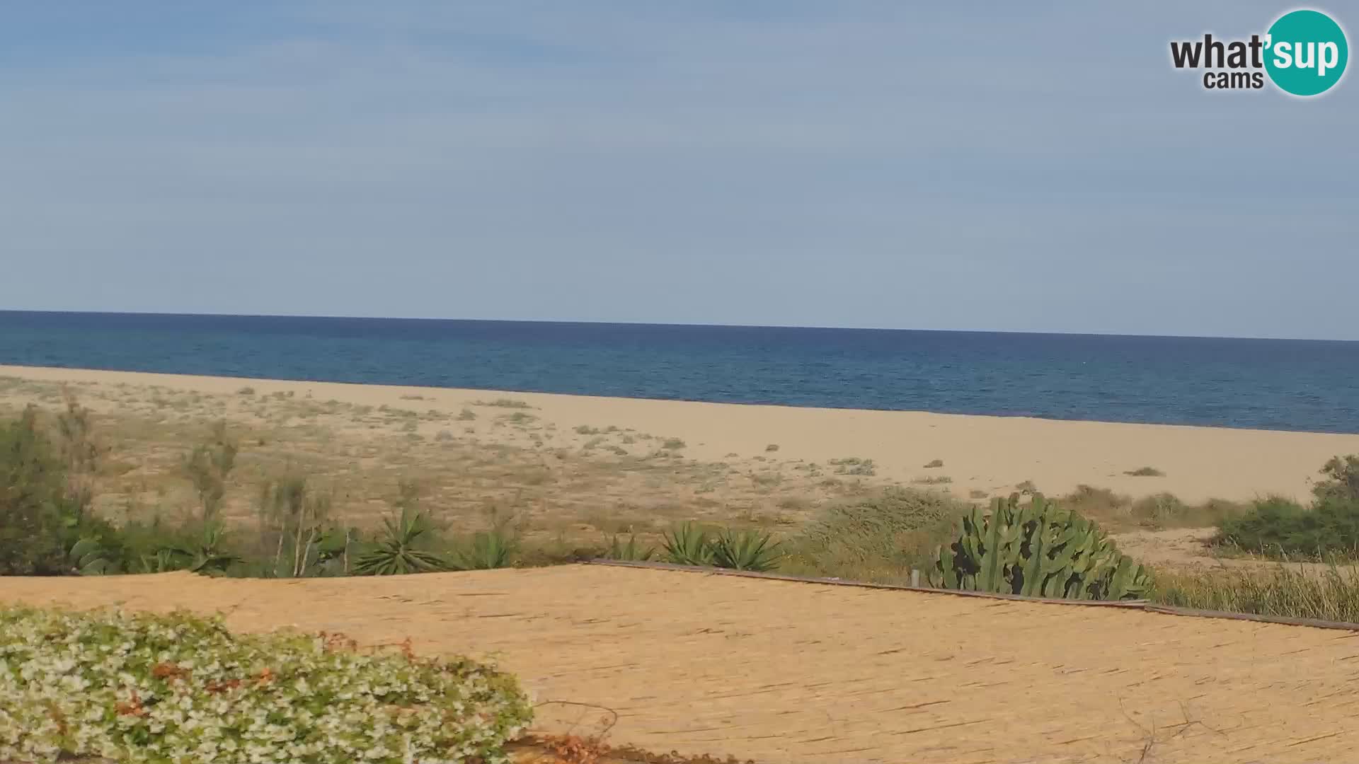 Spletna kamera Marina di Orosei – plaža v Sardiniji – Italija
