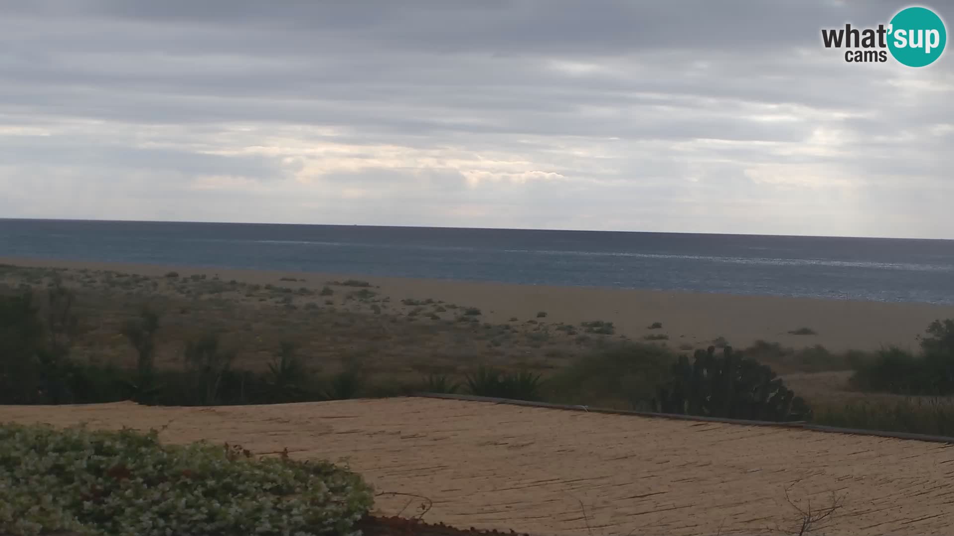 Spletna kamera Marina di Orosei – plaža v Sardiniji – Italija