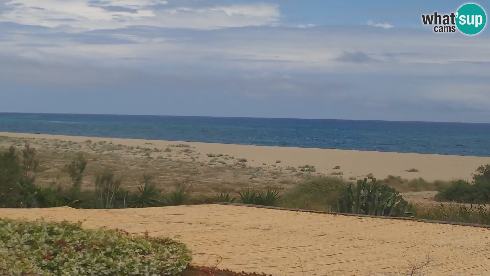 Spletna kamera Marina di Orosei – plaža v Sardiniji – Italija