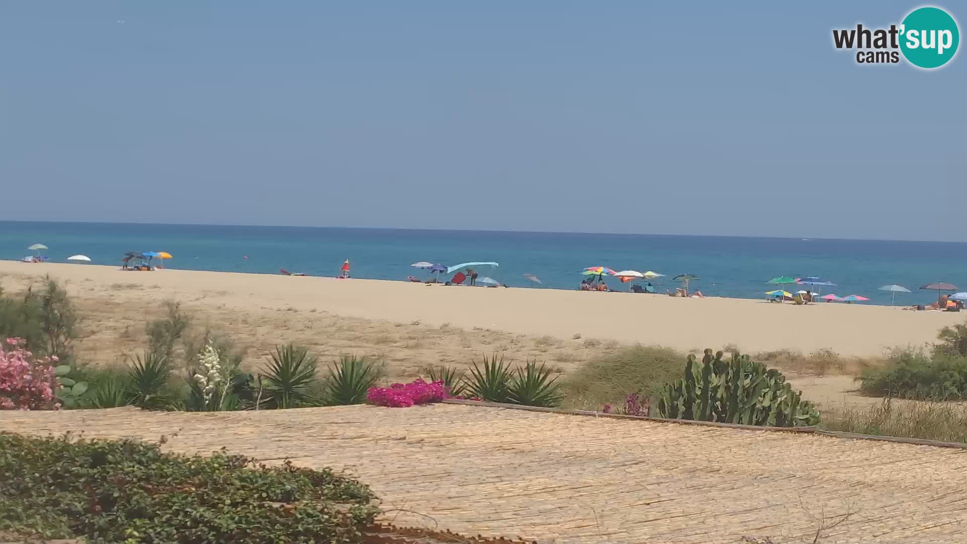 Spletna kamera Marina di Orosei – plaža v Sardiniji – Italija