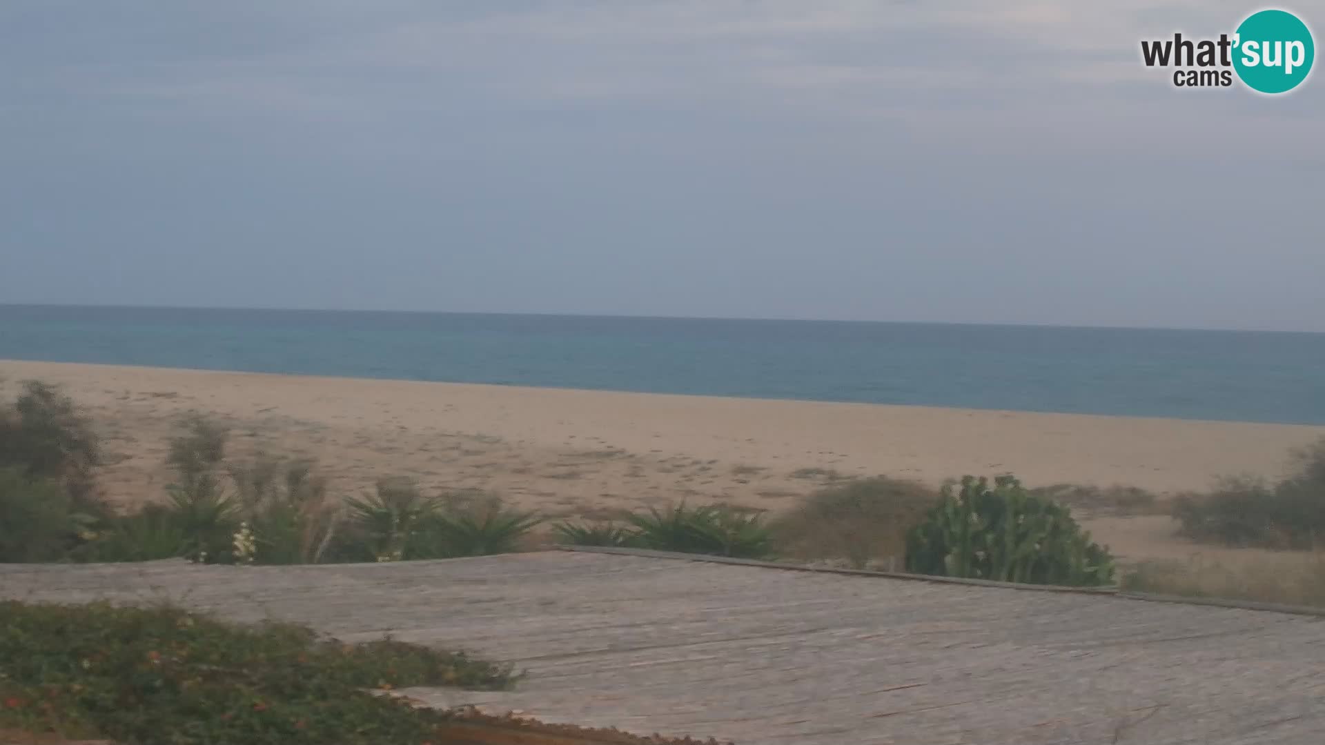 Spletna kamera Marina di Orosei – plaža v Sardiniji – Italija