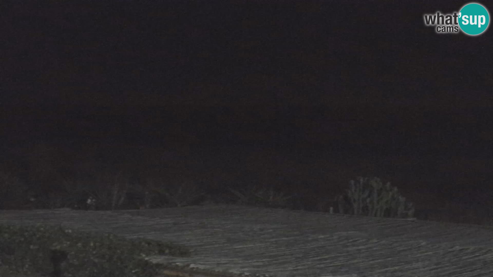 Spletna kamera Marina di Orosei – plaža v Sardiniji – Italija