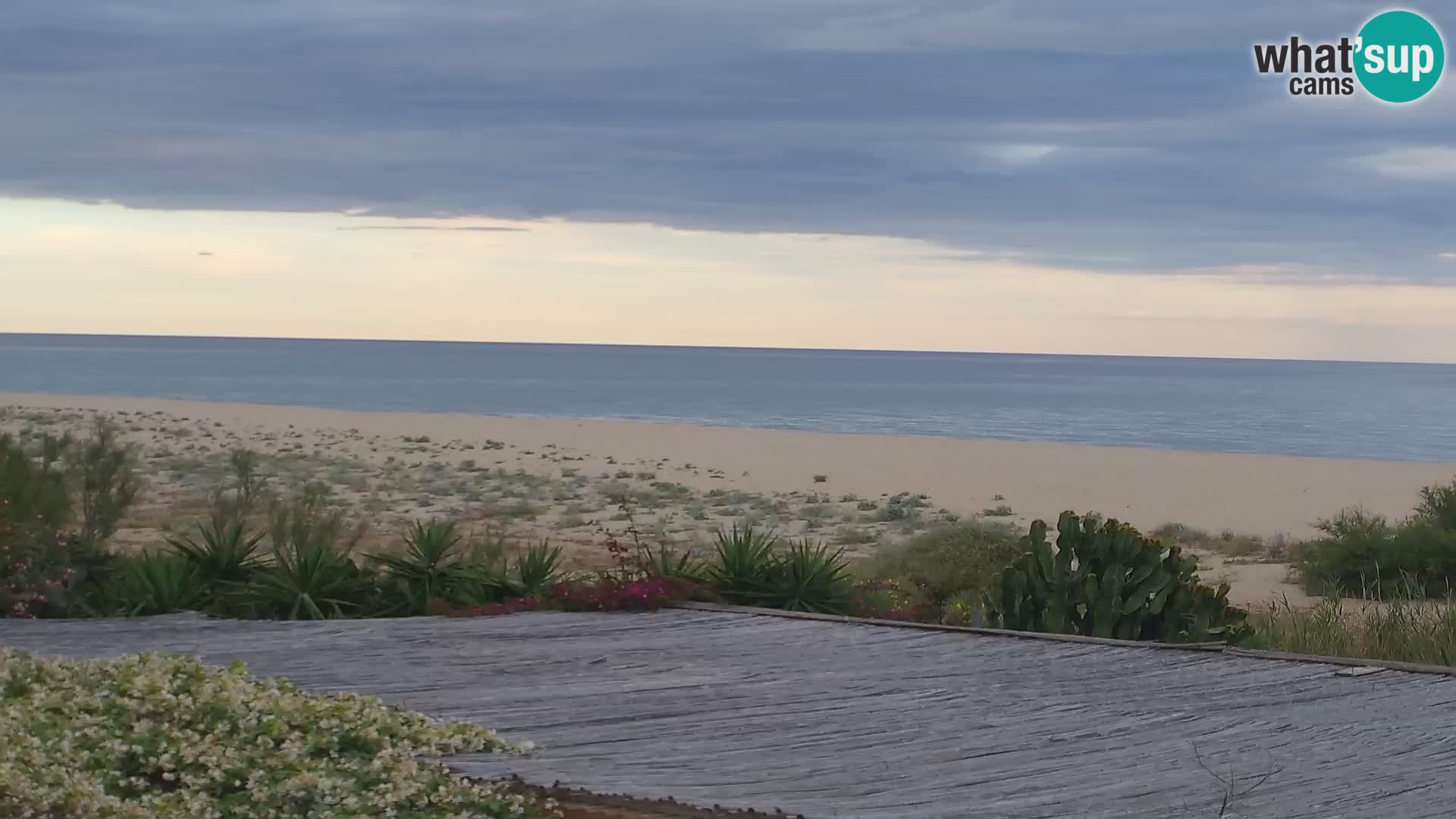 Web kamera Marina di Orosei – plaža u Sardiniji – Italija