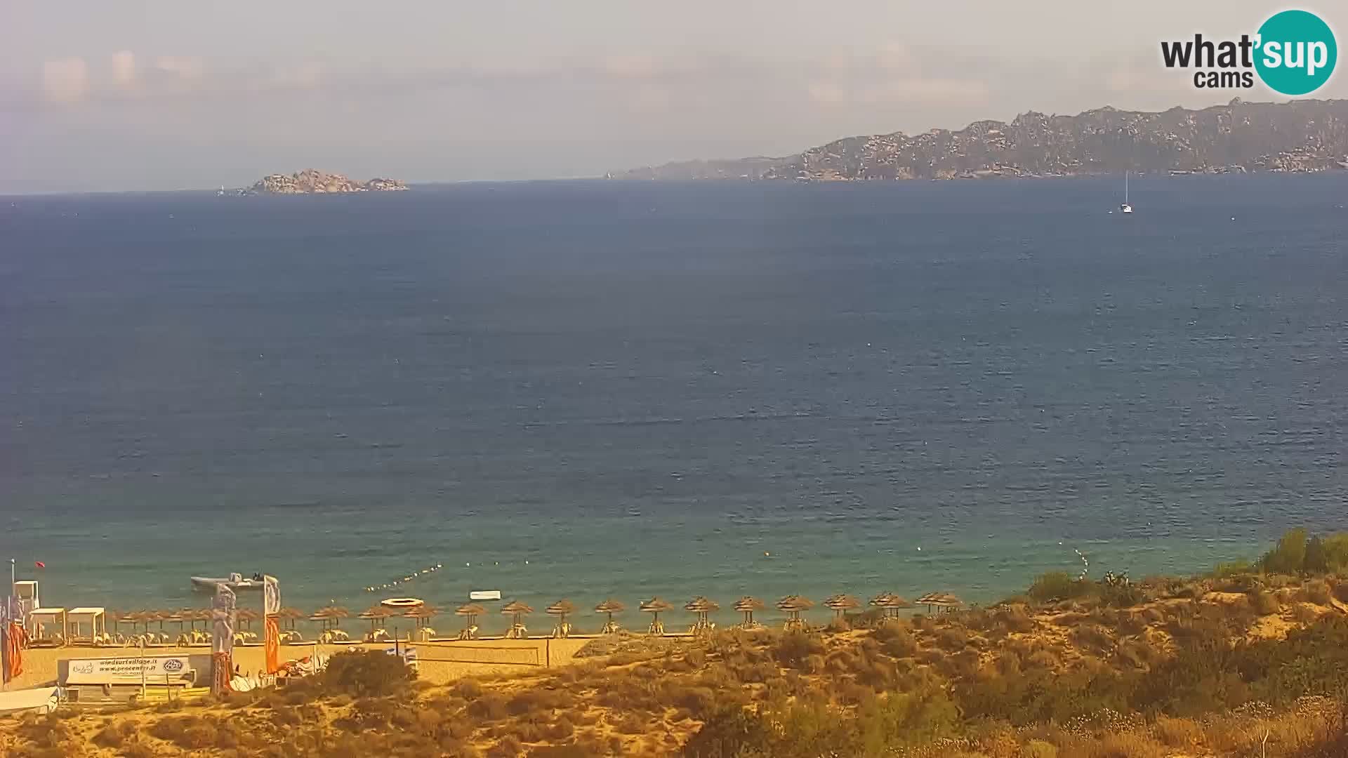 Camera en vivo Porto Pollo playa Cerdeña