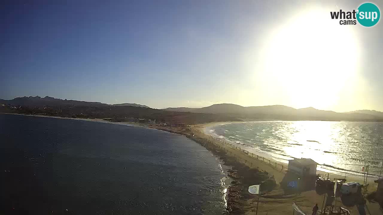 L’Isuledda spletna kamera Isola dei Gabbiani – Porto Pollo – Palau – Sardinija – Italija