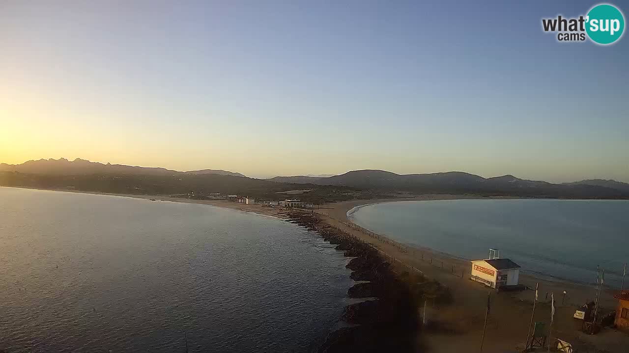 L’Isuledda spletna kamera Isola dei Gabbiani – Porto Pollo – Palau – Sardinija – Italija