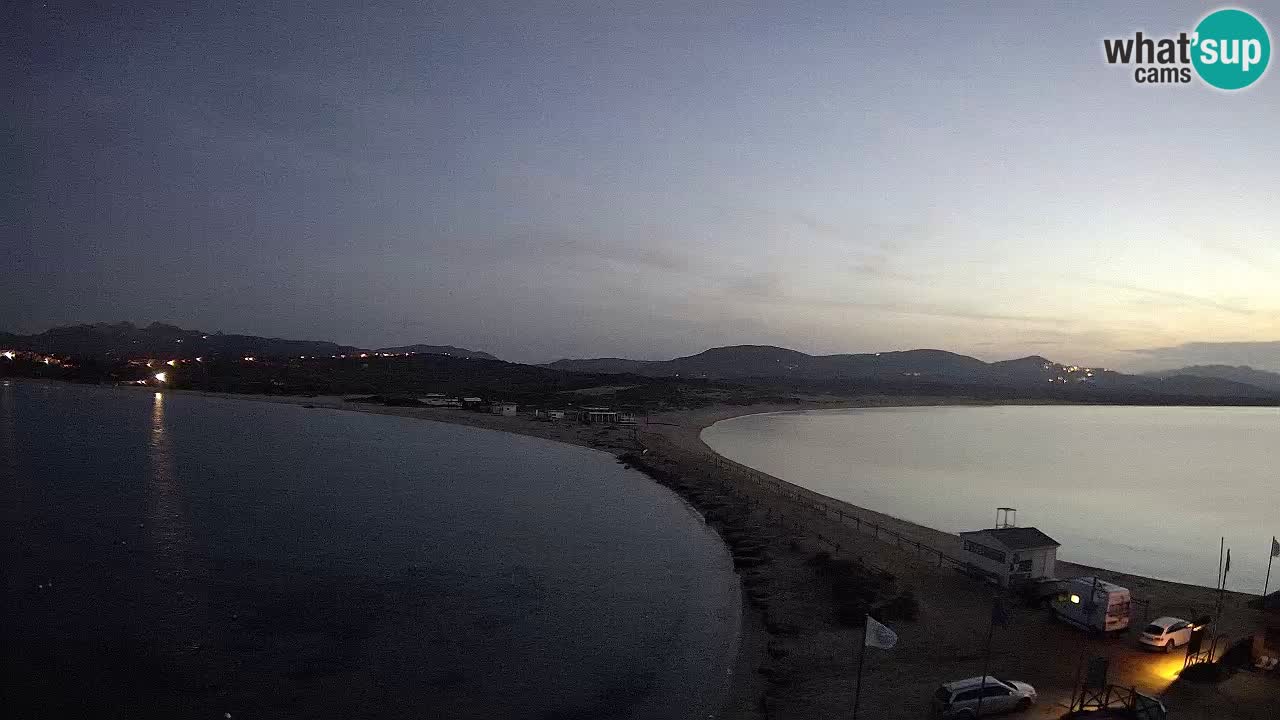 L’Isuledda spletna kamera Isola dei Gabbiani – Porto Pollo – Palau – Sardinija – Italija