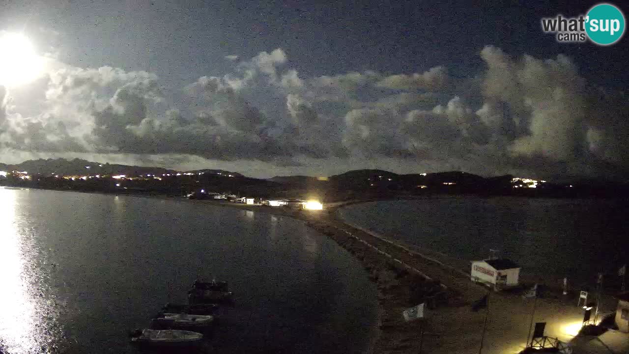 L’Isuledda spletna kamera Isola dei Gabbiani – Porto Pollo – Palau – Sardinija – Italija
