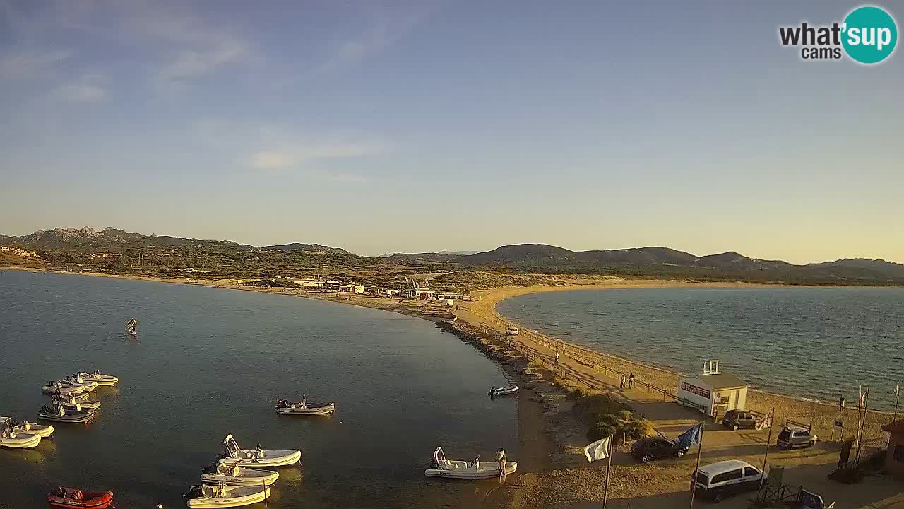 L’Isuledda spletna kamera Isola dei Gabbiani – Porto Pollo – Palau – Sardinija – Italija