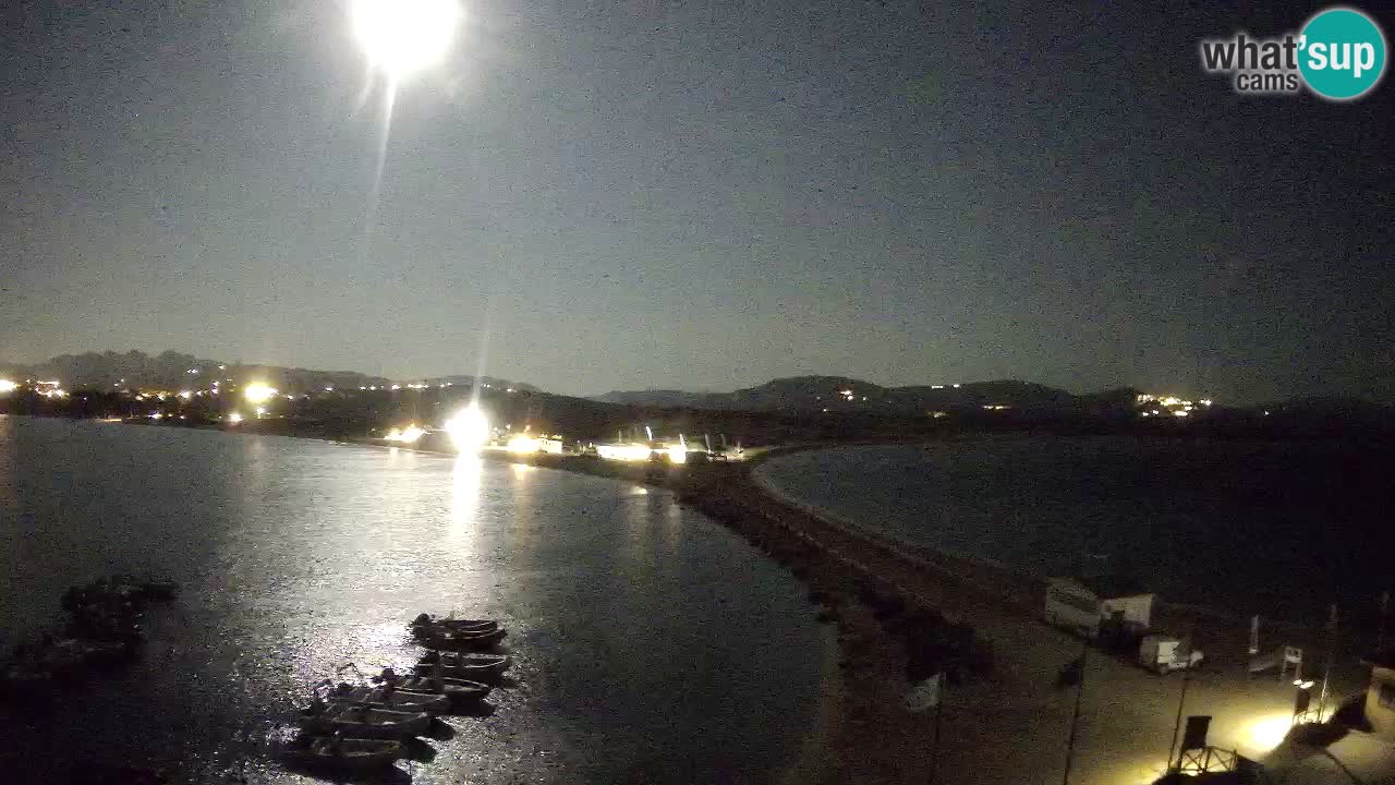L’Isuledda spletna kamera Isola dei Gabbiani – Porto Pollo – Palau – Sardinija – Italija