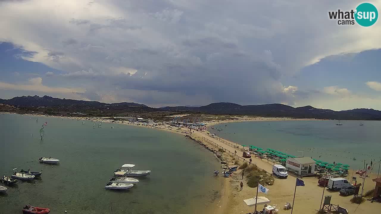 L’Isuledda spletna kamera Isola dei Gabbiani – Porto Pollo – Palau – Sardinija – Italija