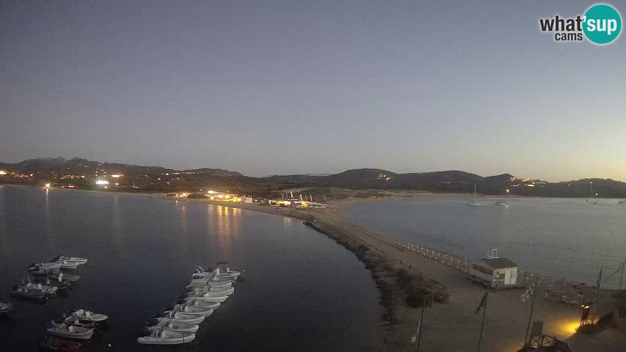 L’Isuledda spletna kamera Isola dei Gabbiani – Porto Pollo – Palau – Sardinija – Italija