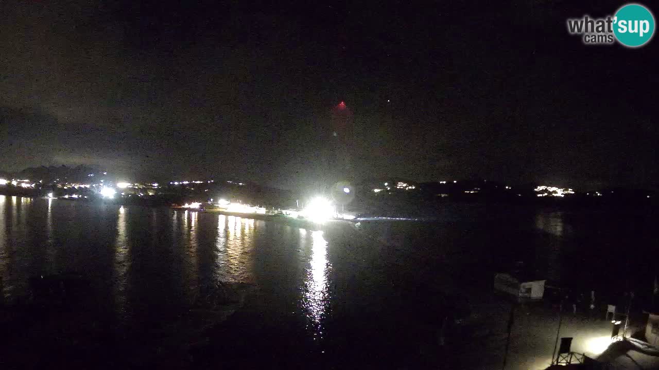 L’Isuledda spletna kamera Isola dei Gabbiani – Porto Pollo – Palau – Sardinija – Italija