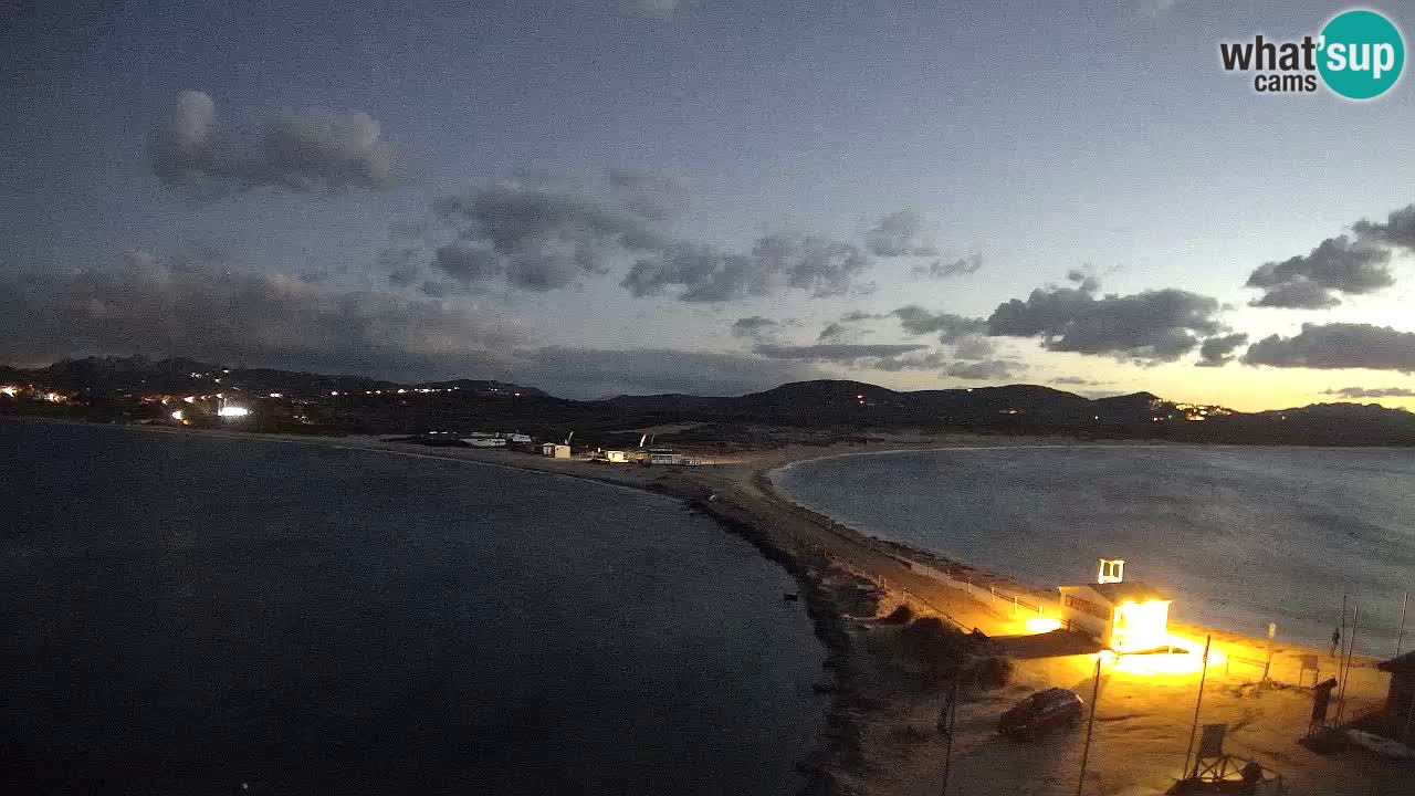 L’Isuledda spletna kamera Isola dei Gabbiani – Porto Pollo – Palau – Sardinija – Italija